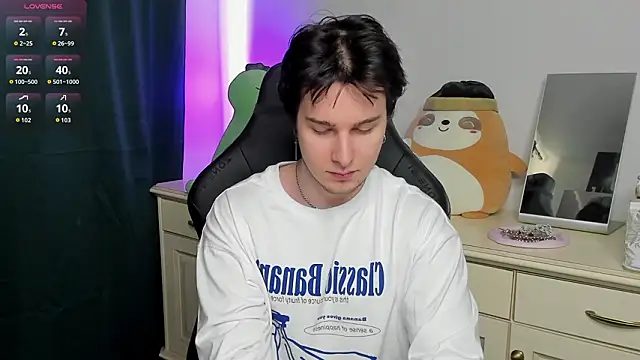 Vincent Strong online show from March 2026 12:01:02 PM