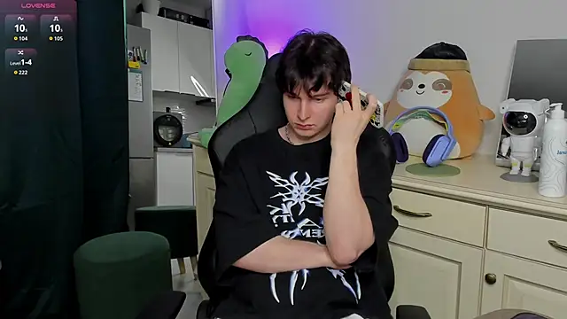 Vincent Strong online show from April 2026 09:34:02 AM