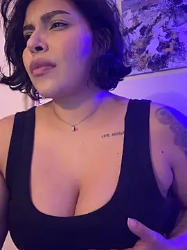 GigiiStone online show from November 2025 10:03:02 PM