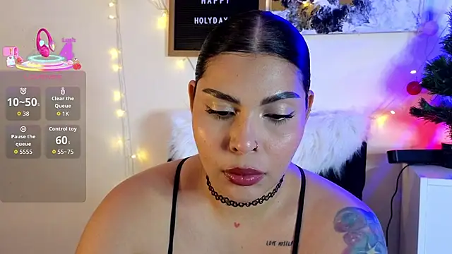 GigiiStone online show from November 2025 09:26:01 PM