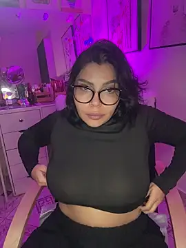 GigiiStone online show from February 2026 09:22:02 PM