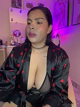 GigiiStone online show from February 2026 02:17:02 PM