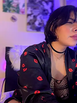 Snapshot of GigiiStone chatting on September 2025 10:27:01 PM GigiiStone online show from September 2025 10:27:01 PM