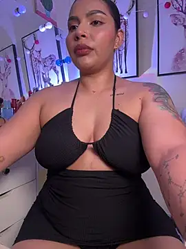 GigiiStone online show from March 2026 02:13:01 PM