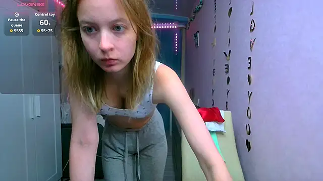 Snapshot of __Aphrodita__wow__ chatting on October 2025 01:12:02 PM Aphrodita wow online show from October 2025 01:12:02 PM