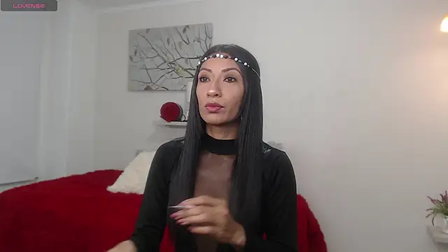 sofia perez    online show from June 2026 07:35:01 PM