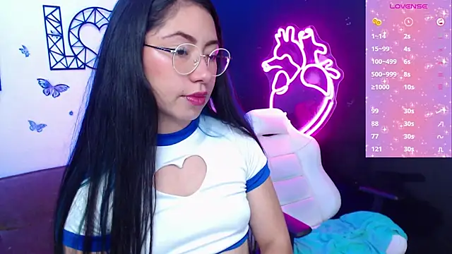 Snapshot of demyanderson_ chatting on February 2025 10:43:02 PM demyanderson online show from February 2025 10:43:02 PM