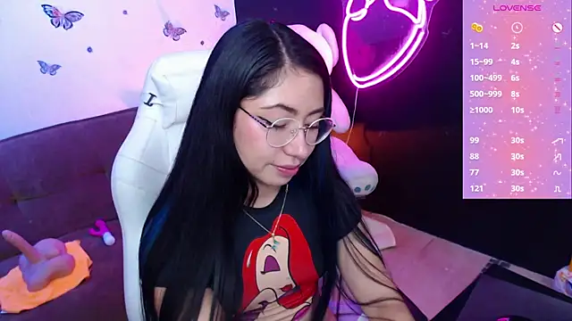 Snapshot of demyanderson_ chatting on February 2025 02:56:01 AM demyanderson online show from February 2025 02:56:01 AM