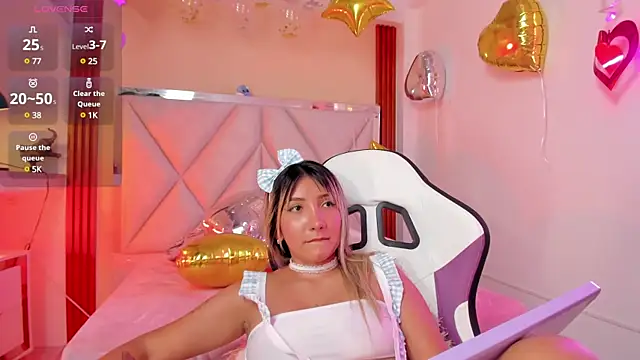 Happy tits online show from February 2025 02:44:01 PM