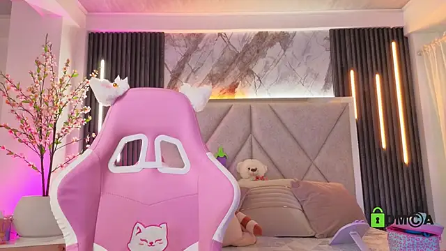 Happy tits online show from June 2026 02:11:02 PM