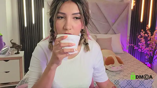 Happy tits online show from March 2026 03:33:01 PM