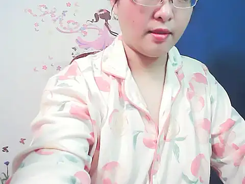 Snapshot of xiaorou-z chatting on December 2025 03:13:02 PM xiaorou-z online show from December 2025 03:13:02 PM