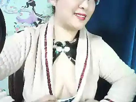 Snapshot of xiaorou-z chatting on February 2025 04:24:02 PM xiaorou-z online show from February 2025 04:24:02 PM