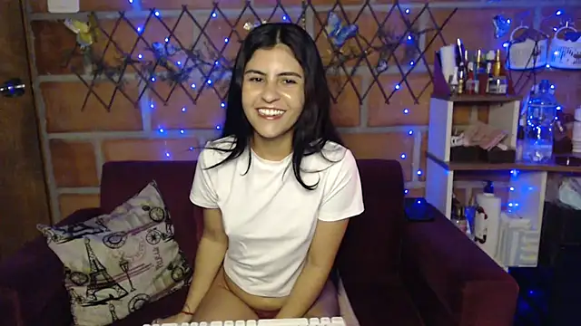 Nathacha online show from October 2025 10:43:01 PM