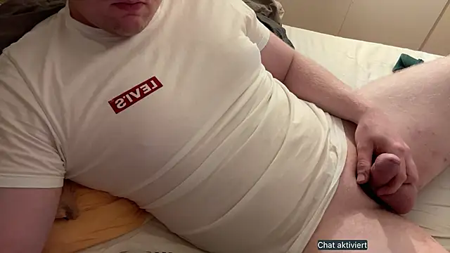 an0nym0us us3r online show from December 2025 10:49:02 PM