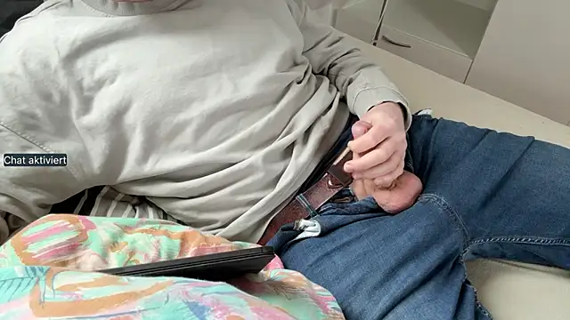 an0nym0us us3r online show from March 2026 01:05:02 PM