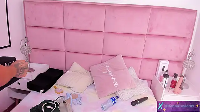 Snapshot of HannaTaylor chatting on March 2025 09:49:02 AM HannaTaylor online show from March 2025 09:49:02 AM