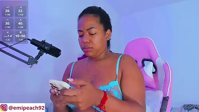 samanthaabloom online show from October 2025 11:00:01 AM
