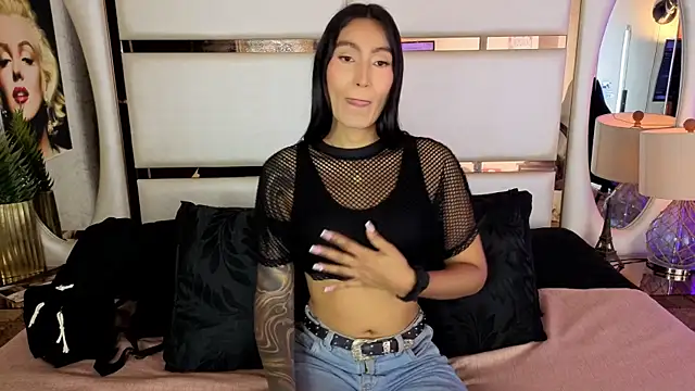 Taly Fox online show from April 2026 10:05:02 PM