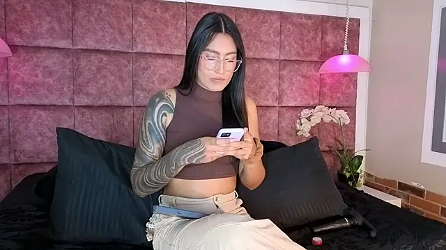 Taly Fox online show from June 2026 09:53:01 PM