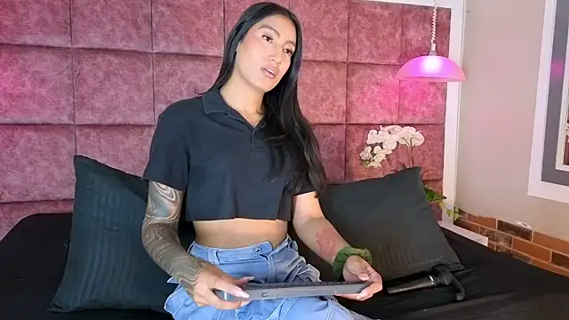 Taly Fox online show from July 2026 09:15:01 PM