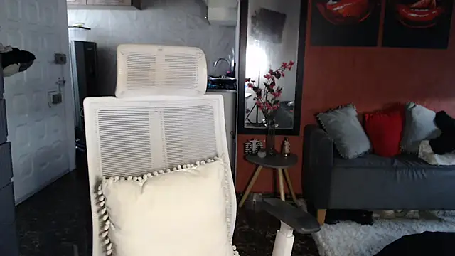 allifit01 online show from February 2026 09:00:01 PM