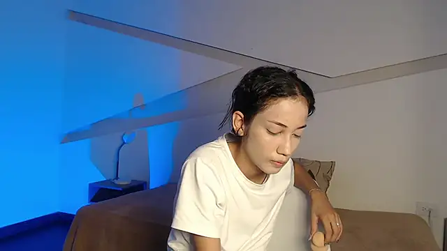 hot little bunny online show from November 2025 08:57:02 PM