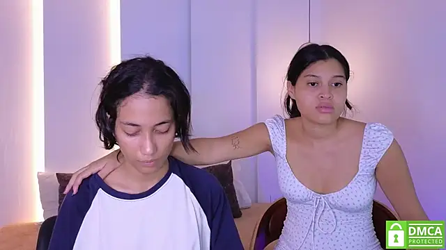 hot little bunny online show from October 2025 09:00:01 PM