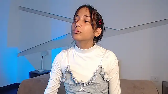 hot little bunny online show from January 2026 09:08:01 PM