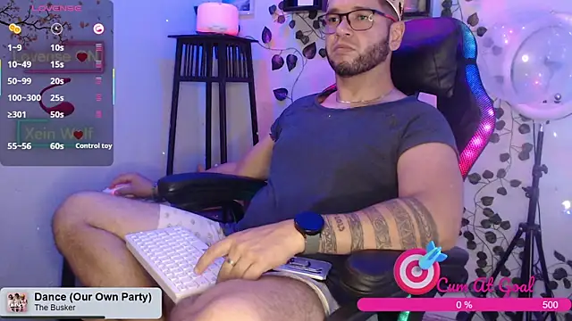 Xein WoIf online show from October 2025 02:35:02 AM