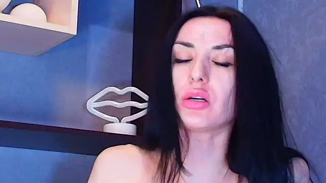 Siaconna online show from March 2025 06:08:01 AM