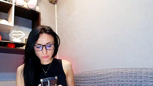 Siaconna online show from September 2025 06:01:02 AM