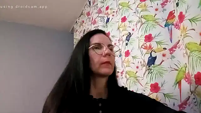 Snapshot of AlfejiRise chatting on October 2025 01:56:01 PM AlfejiRise online show from October 2025 01:56:01 PM