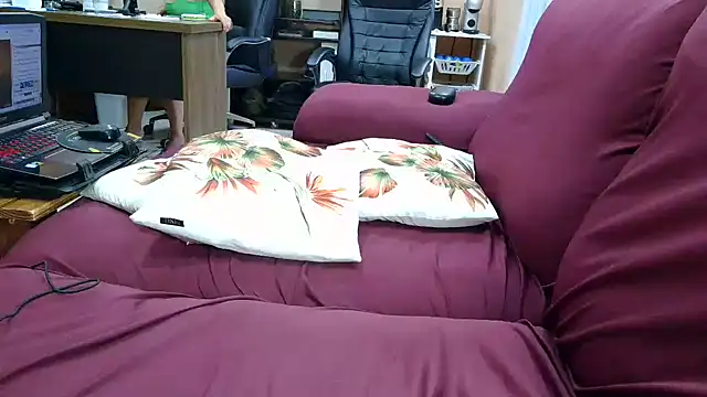 Kellynha Sweet online show from December 2025 09:27:01 PM