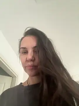 TaniaAmore online show from October 2025 09:43:01 AM