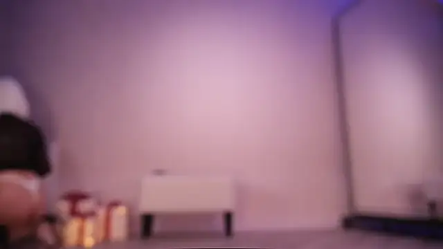 Rikka Moore online show from December 2025 11:43:02 AM