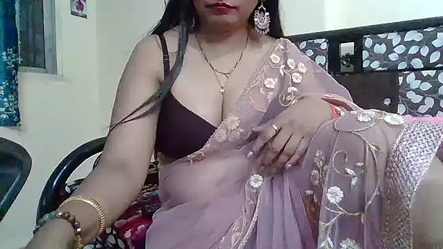 NautyBabe online show from November 2025 09:41:01 PM