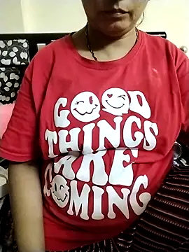 NautyBabe online show from November 2025 06:13:02 PM