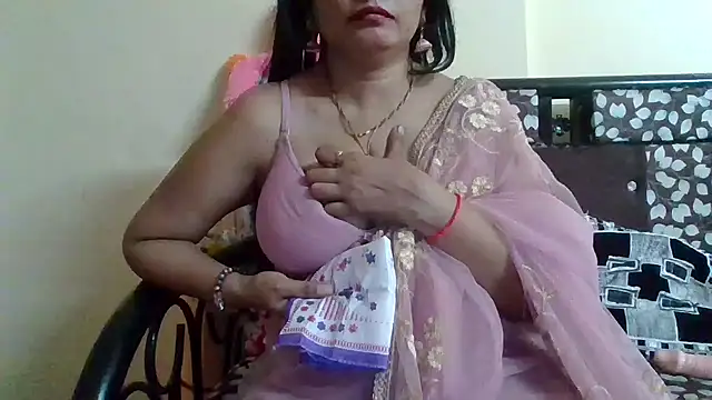 Snapshot of NautyBabe chatting on September 2025 07:35:02 PM NautyBabe online show from September 2025 07:35:02 PM