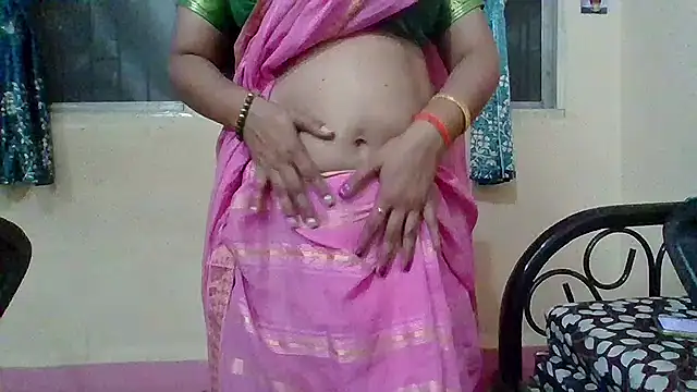 NautyBabe online show from November 2025 05:03:02 PM