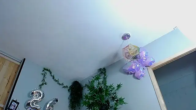 VickyJackson  online show from March 2025 07:58:02 PM