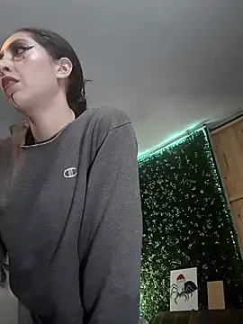 VickyJackson  online show from April 2026 10:47:02 PM