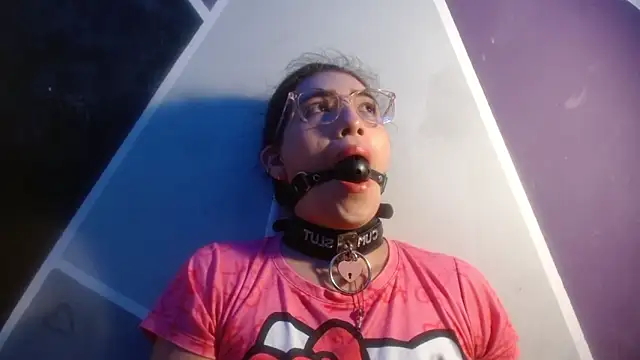 DaMikaela  online show from February 2026 01:57:01 PM