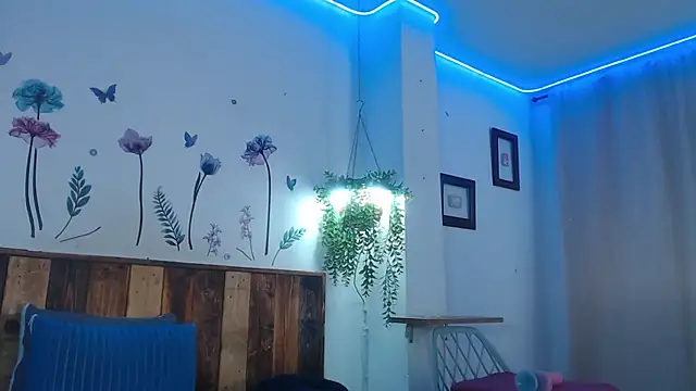 DaMikaela  online show from February 2025 07:22:02 PM