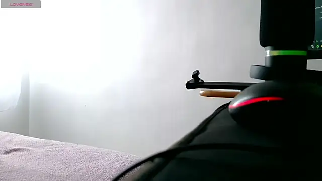 Ania jones online show from October 2025 05:45:01 PM