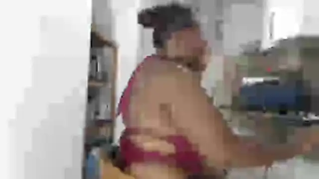 LiraRusso online show from November 2025 08:35:02 PM