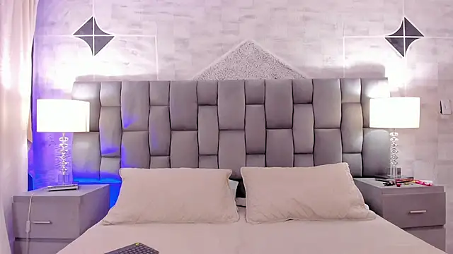 CinthiaCollins online show from February 2025 10:11:02 PM