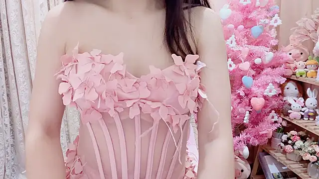 Rellababyy online show from December 2025 01:17:01 AM