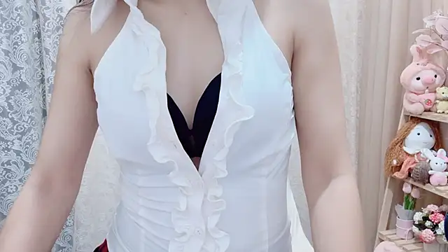 Rellababyy online show from September 2025 03:45:01 PM