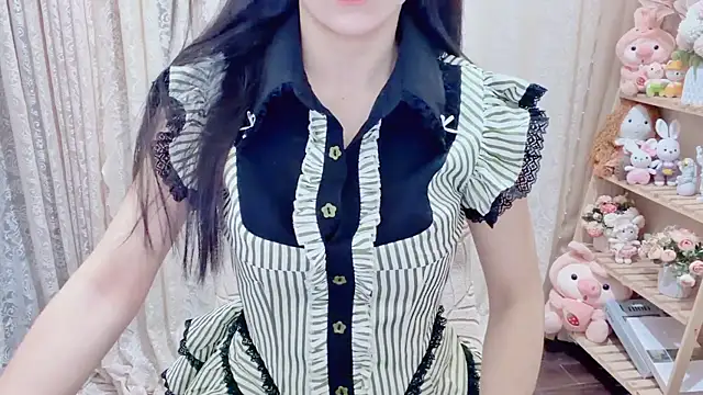 Snapshot of Rellababyy chatting on June 2026 01:14:01 AM Rellababyy online show from June 2026 01:14:01 AM